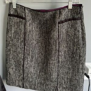 White House black market (WHBM) skirt